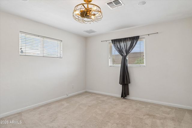 5817 N 18TH Street, Phoenix, AZ 85016