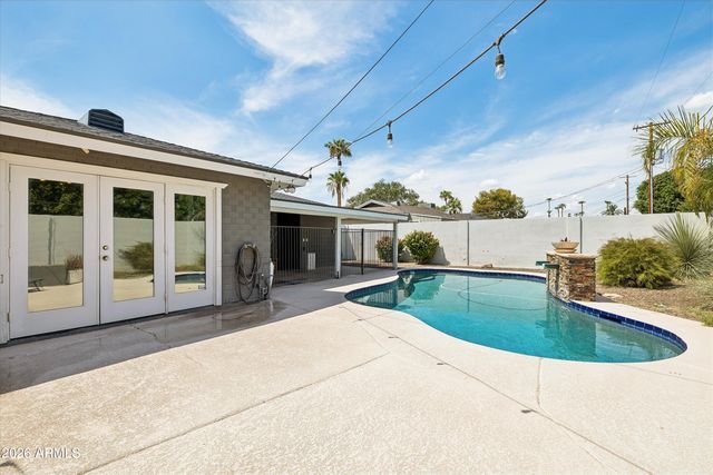5817 N 18TH Street, Phoenix, AZ 85016