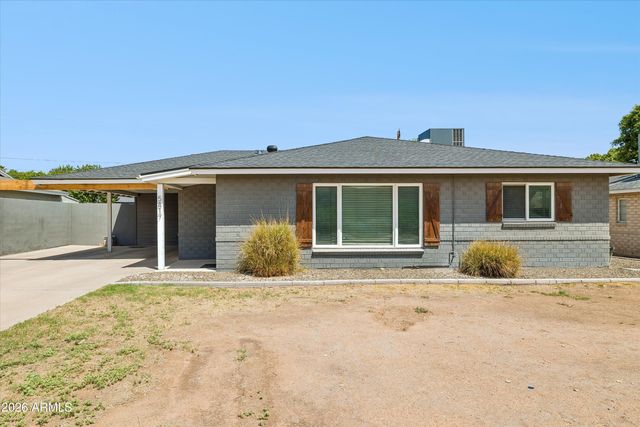 5817 N 18TH Street, Phoenix, AZ 85016