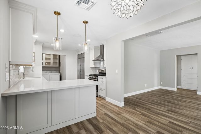 5817 N 18TH Street, Phoenix, AZ 85016