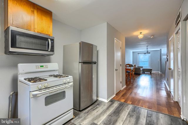 2858 HARLEM AVE, Baltimore, MD 21216