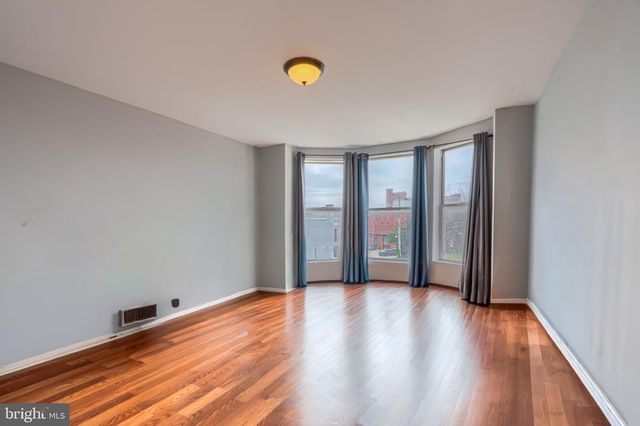2858 HARLEM AVE, Baltimore, MD 21216