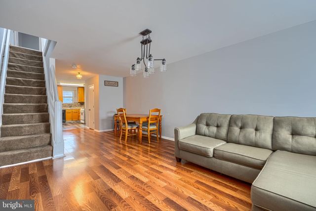 2858 HARLEM AVE, Baltimore, MD 21216