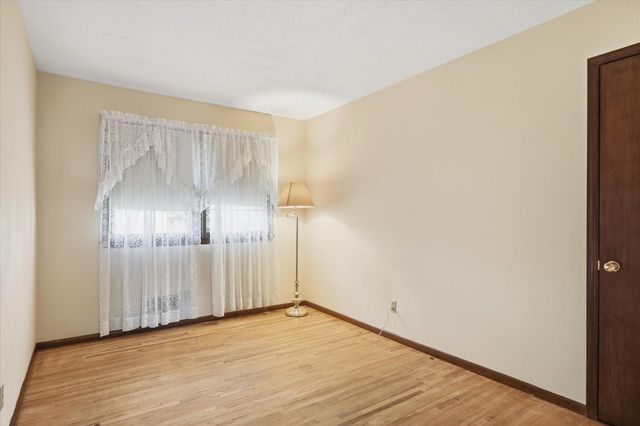 4857 Dillon Street, White Bear Lake, MN 55110