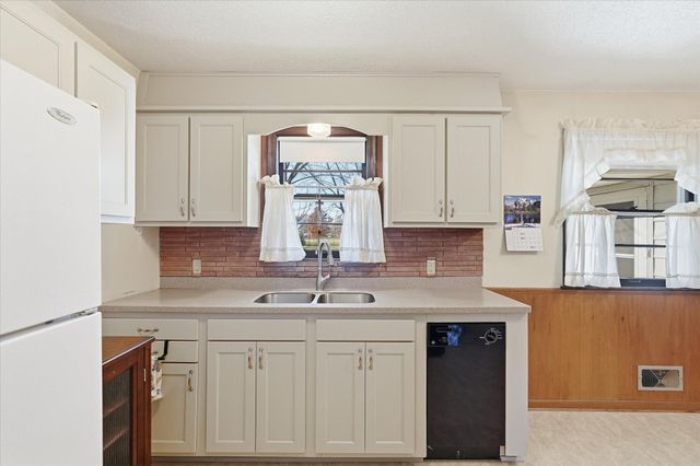 4857 Dillon Street, White Bear Lake, MN 55110