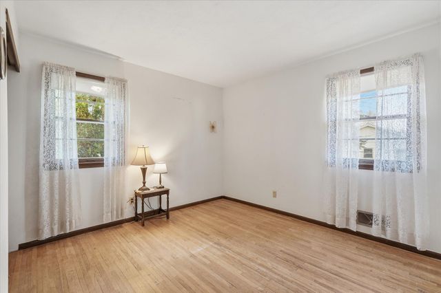 4857 Dillon Street, White Bear Lake, MN 55110