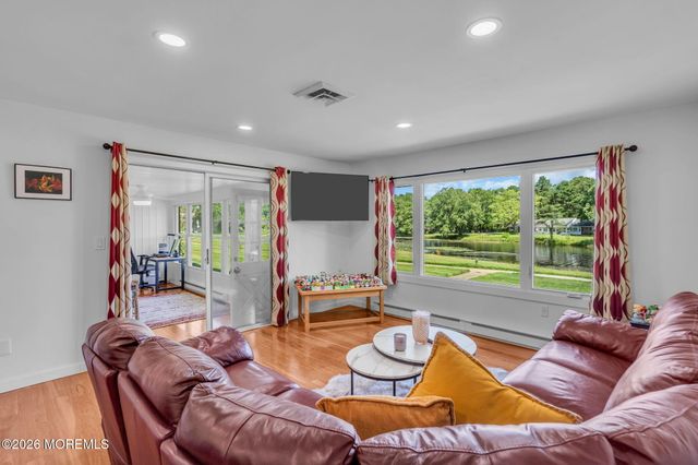 605B Lake Point Drive B, Lakewood, NJ 08701