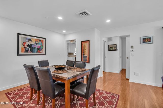 605B Lake Point Drive B, Lakewood, NJ 08701