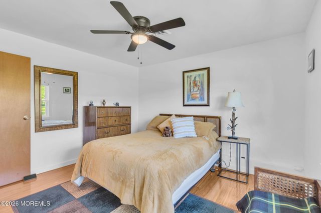 605B Lake Point Drive B, Lakewood, NJ 08701