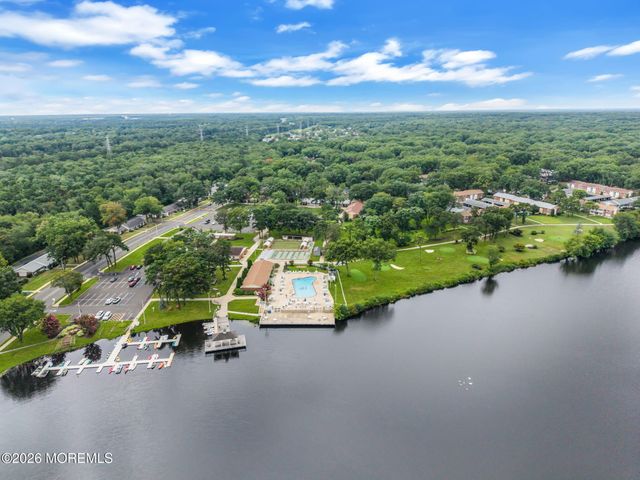 605B Lake Point Drive B, Lakewood, NJ 08701