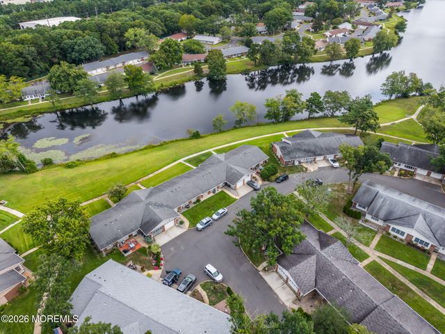 605B Lake Point Drive B, Lakewood, NJ 08701