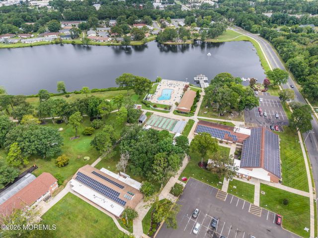 605B Lake Point Drive B, Lakewood, NJ 08701