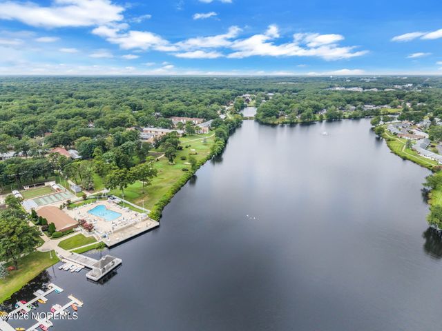 605B Lake Point Drive B, Lakewood, NJ 08701