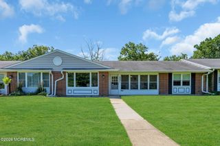 605B Lake Point Drive B, Lakewood, NJ 08701