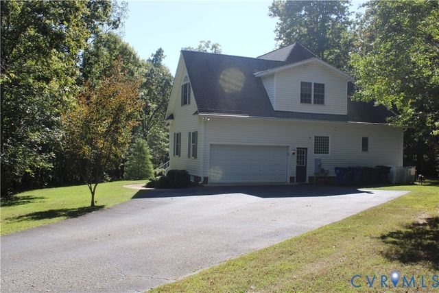 2306 Westwood Pine Dr, Moseley, VA 23120