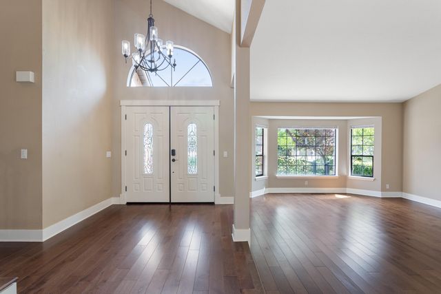 1688 El Capitan Drive, Redding, CA 96001