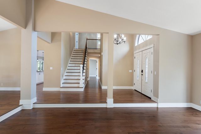 1688 El Capitan Drive, Redding, CA 96001