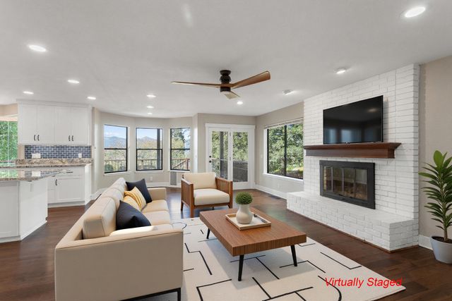 1688 El Capitan Drive, Redding, CA 96001