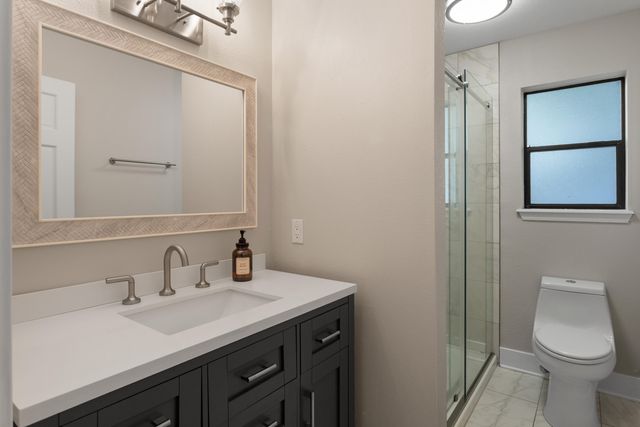 1688 El Capitan Drive, Redding, CA 96001