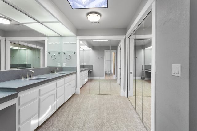 1688 El Capitan Drive, Redding, CA 96001