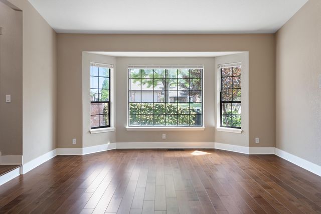 1688 El Capitan Drive, Redding, CA 96001