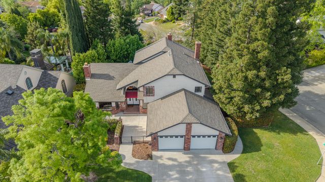 1688 El Capitan Drive, Redding, CA 96001