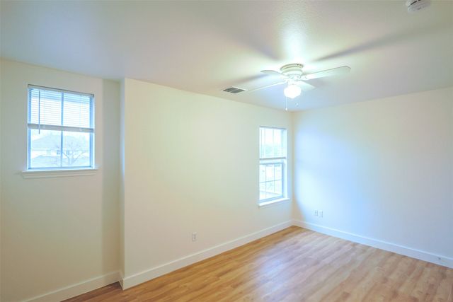 1208 Village Garden Drive, Azle, TX 76020