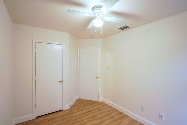 1208 Village Garden Drive, Azle, TX 76020