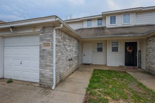 1208 Village Garden Drive, Azle, TX 76020