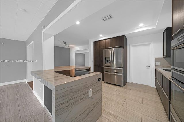 3261 SW 20th St, Miami, FL 33145