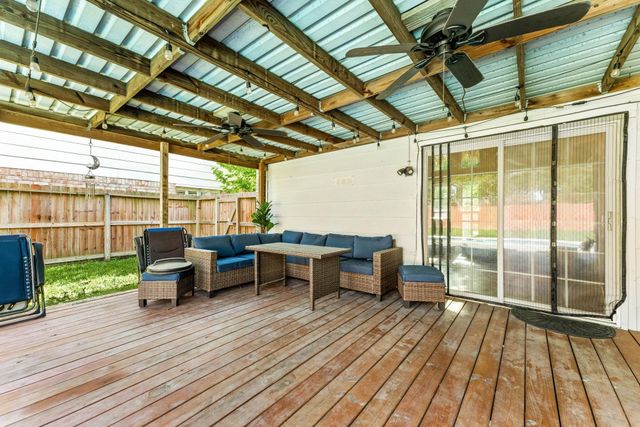 7306 Creek Crest Drive, Houston, TX 77095