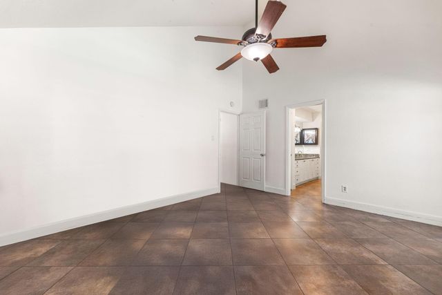 7306 Creek Crest Drive, Houston, TX 77095