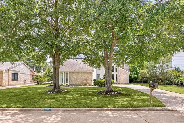 7306 Creek Crest Drive, Houston, TX 77095
