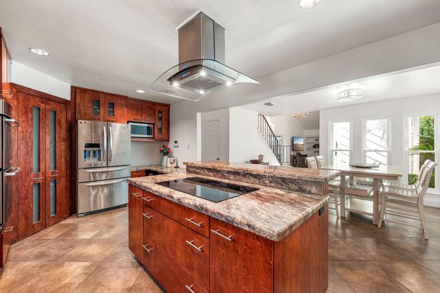7306 Creek Crest Drive, Houston, TX 77095