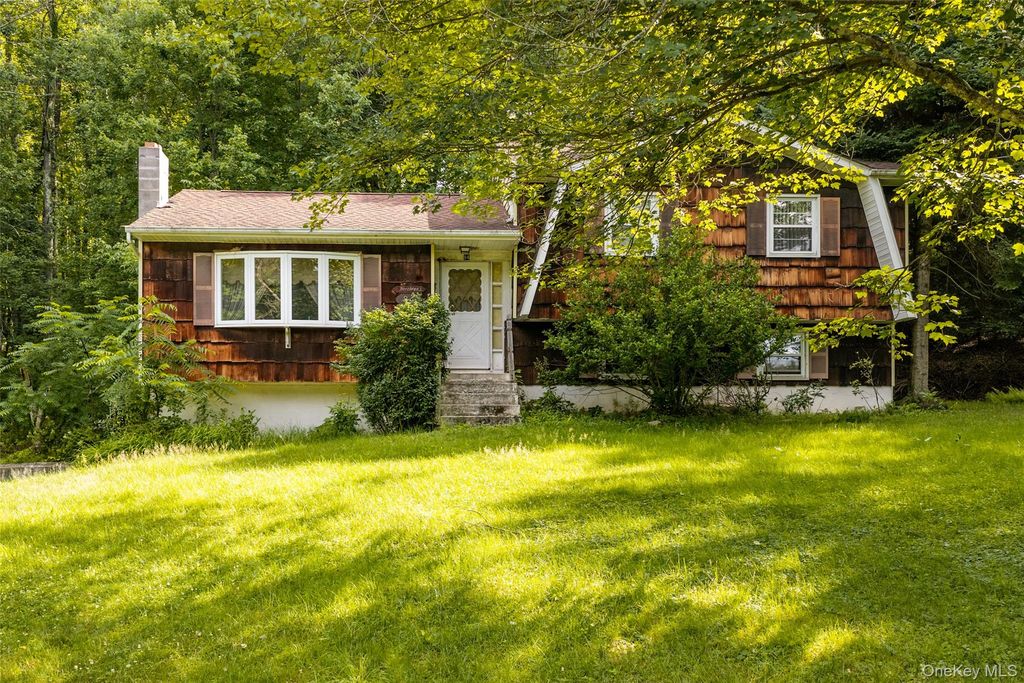 84 Railroad Avenue, Hurleyville, NY 12747