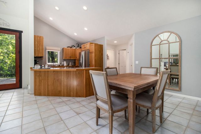5410 W Oak Ridge Road, Ludington, MI 49431