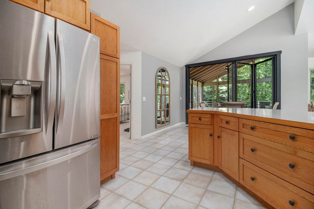 5410 W Oak Ridge Road, Ludington, MI 49431