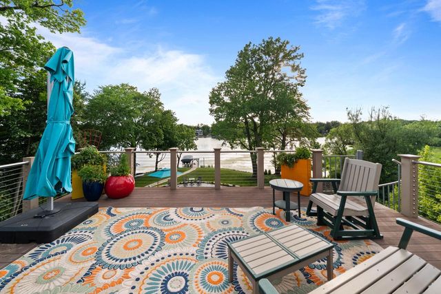 6474 Blue Heron Pointe DRIVE, Waterford, WI 53185