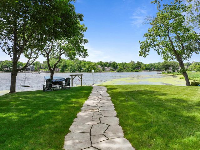 6474 Blue Heron Pointe DRIVE, Waterford, WI 53185