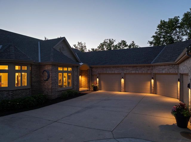 6474 Blue Heron Pointe DRIVE, Waterford, WI 53185