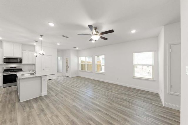 470 Dreamers Lane, Lavon, TX 75166