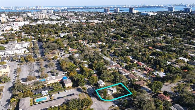 12245 NE 9th Ave 1, North Miami, FL 33161