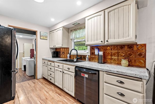 4905 21st Avenue SE, Lacey, WA 98503