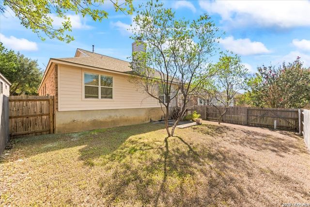 19511 HIGHGROVE LN, San Antonio, TX 78258