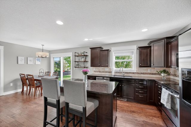 901 NW Abbie Drive, Ankeny, IA 50023