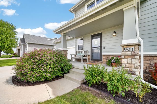 901 NW Abbie Drive, Ankeny, IA 50023