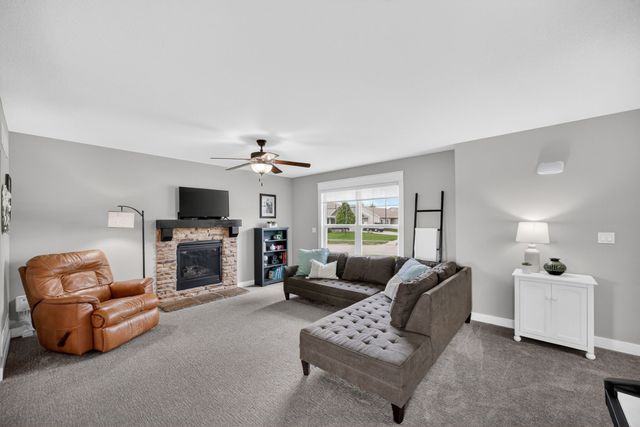 901 NW Abbie Drive, Ankeny, IA 50023