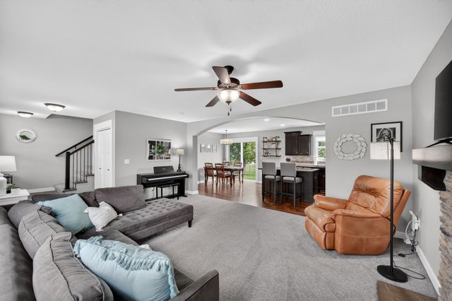 901 NW Abbie Drive, Ankeny, IA 50023