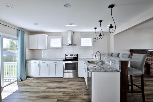 825 Reinhard Avenue, Columbus, OH 43206