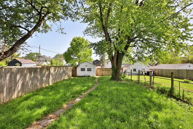 825 Reinhard Avenue, Columbus, OH 43206